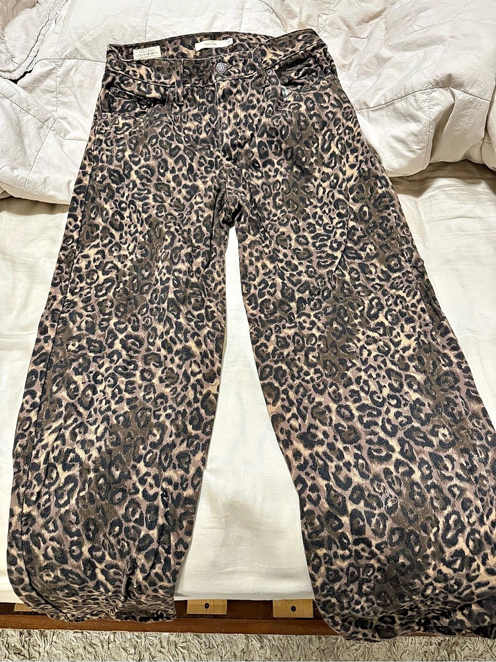 Levi’s Leopard Print Straight Leg Jeans Waist 27